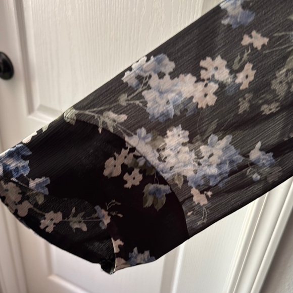 Floral Black and White Dress - Picture 2 of 5